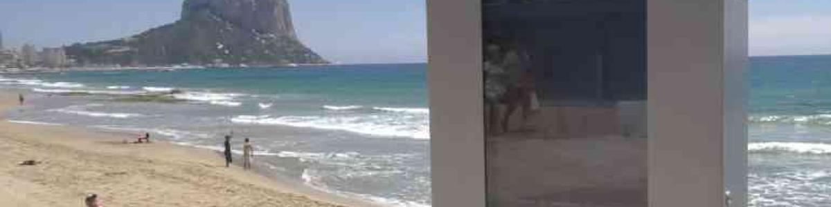 El Ayuntamiento de Calp estrena una app turística y ocho pantallas digitales en su objetivo por convertirse en destino turístico inteligente