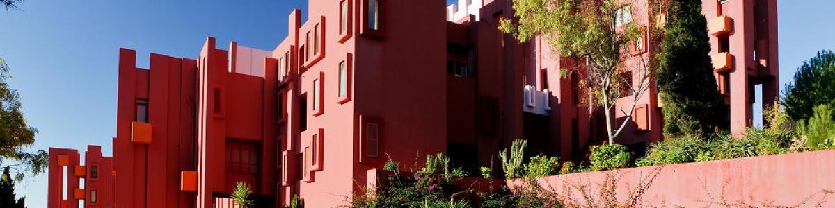 Calp resumes guided tours of Bofill's buildings in La Manzanera