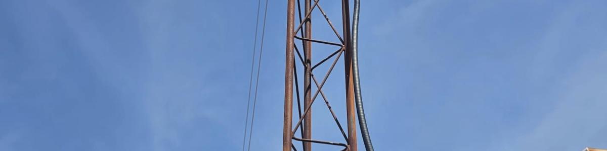 Calp instala una red de estaciones meteorológicas y de calidad del aire para mejorar la sostenibilidad del destino turístico